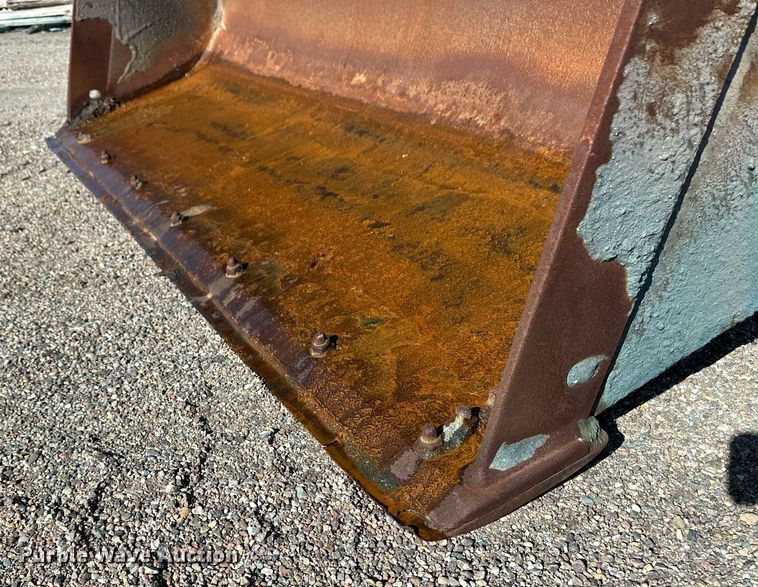 image for item OA9521 2006 John Deere 444J wheel loader