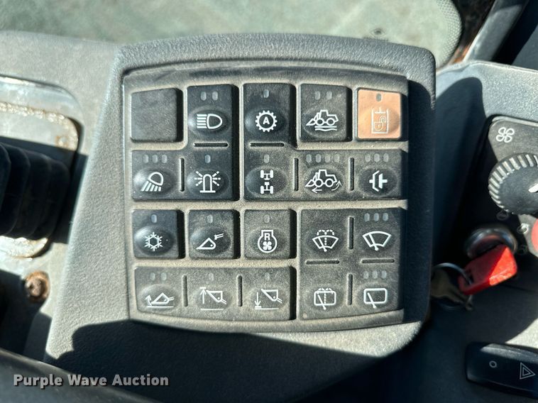 image for item OA9521 2006 John Deere 444J wheel loader