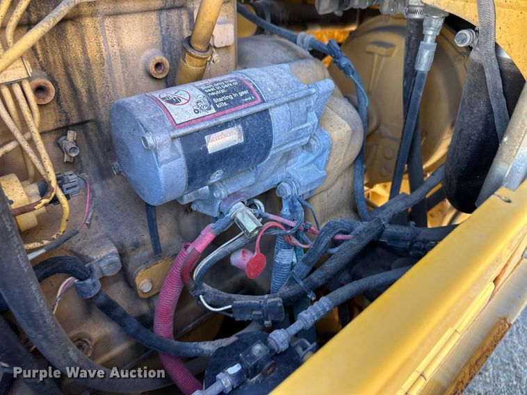 image for item OA9521 2006 John Deere 444J wheel loader