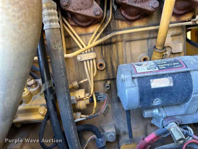 image for item OA9521 2006 John Deere 444J wheel loader