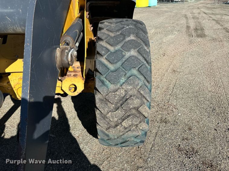 image for item OA9521 2006 John Deere 444J wheel loader