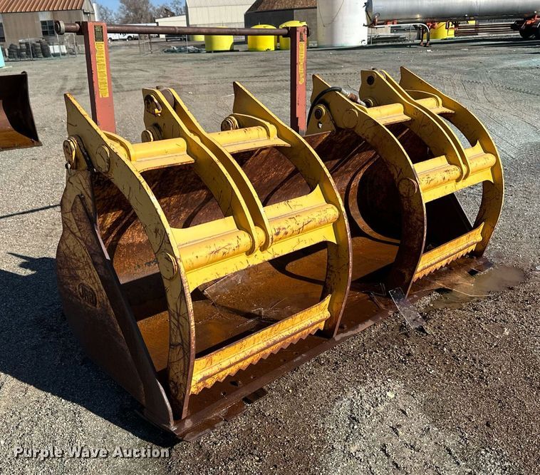 image for item OA9521 2006 John Deere 444J wheel loader