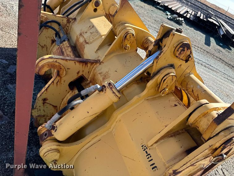 image for item OA9521 2006 John Deere 444J wheel loader