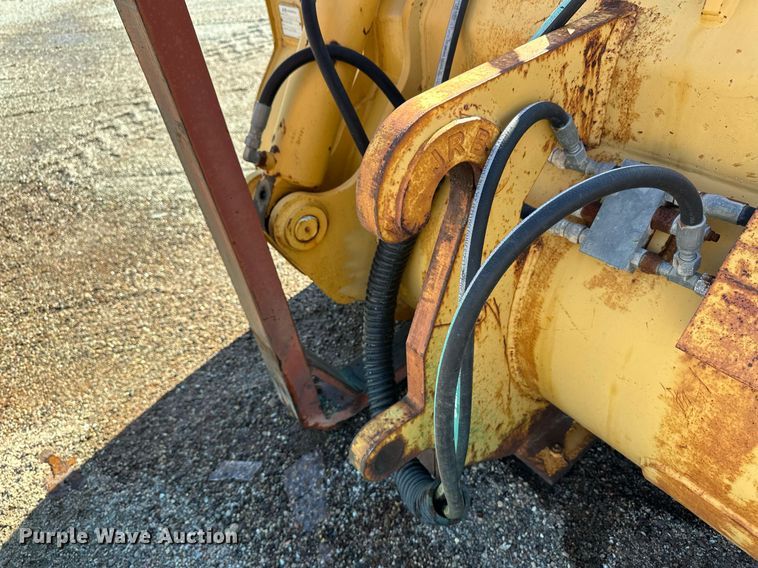 image for item OA9521 2006 John Deere 444J wheel loader