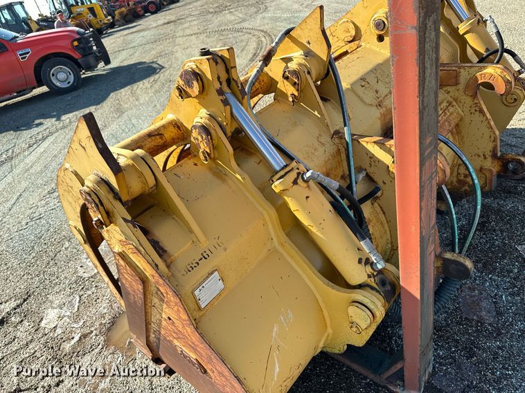 image for item OA9521 2006 John Deere 444J wheel loader