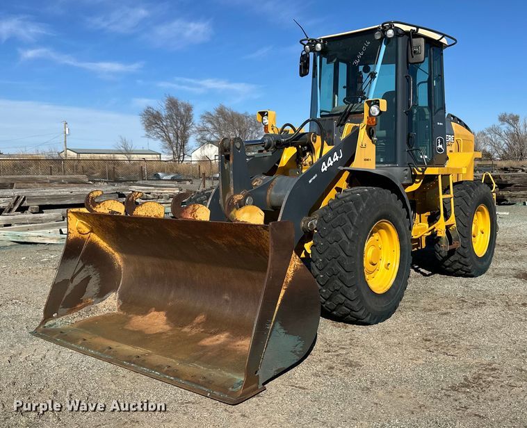image for item OA9522 2006 John Deere 444J wheel loader