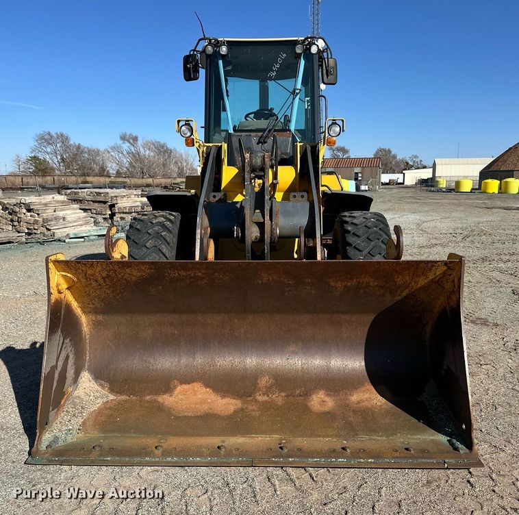 image for item OA9522 2006 John Deere 444J wheel loader