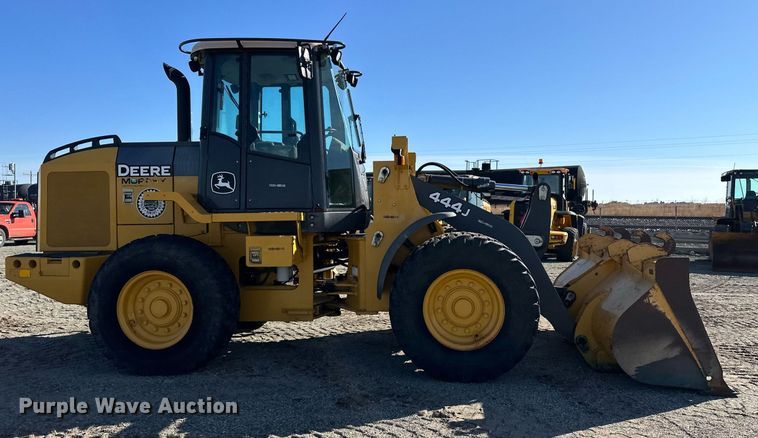 image for item OA9522 2006 John Deere 444J wheel loader
