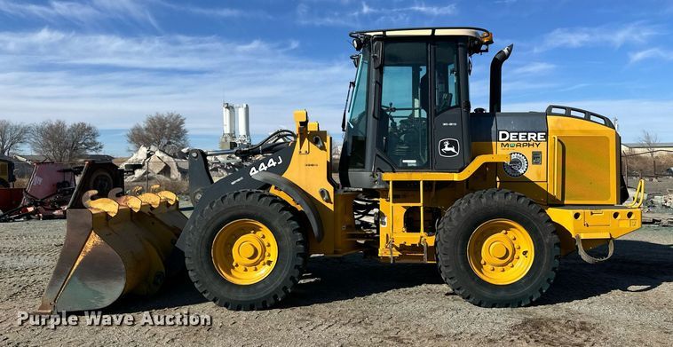 image for item OA9522 2006 John Deere 444J wheel loader