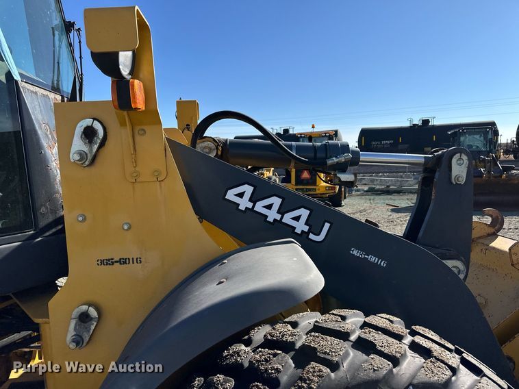 image for item OA9522 2006 John Deere 444J wheel loader
