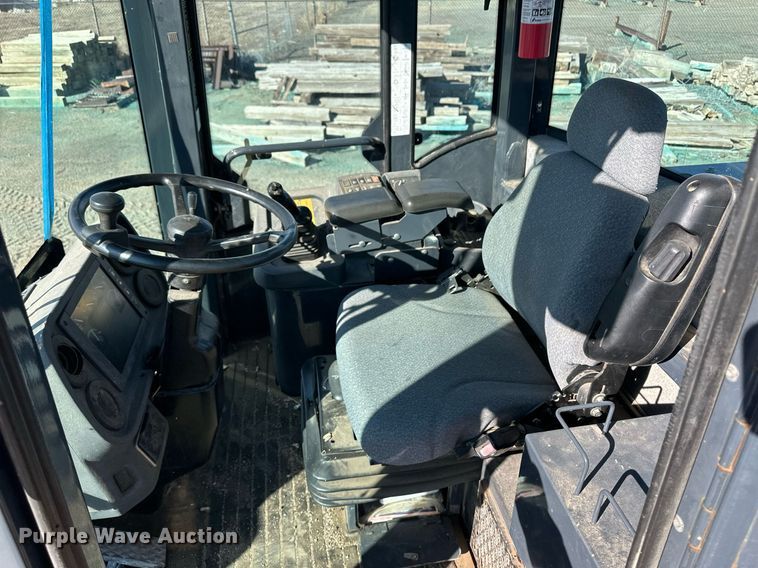 image for item OA9522 2006 John Deere 444J wheel loader