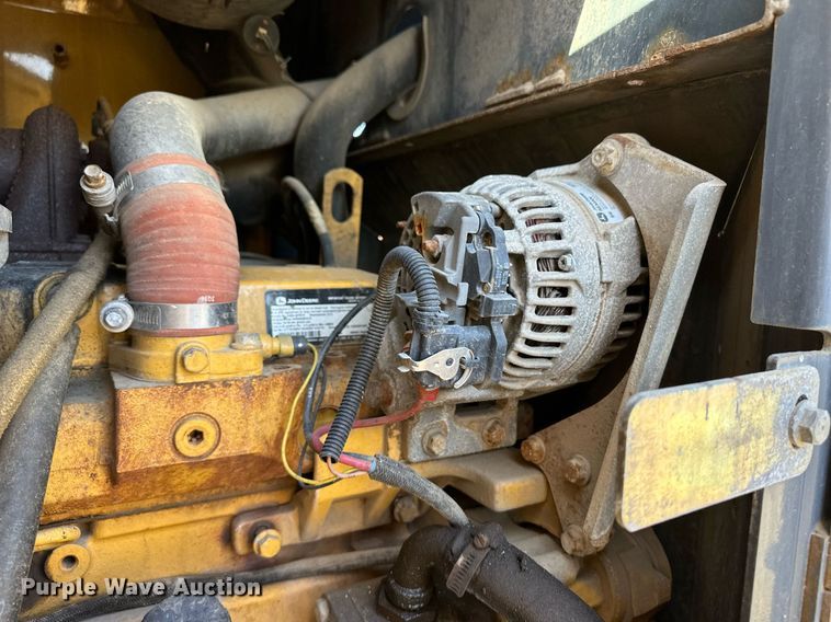 image for item OA9522 2006 John Deere 444J wheel loader