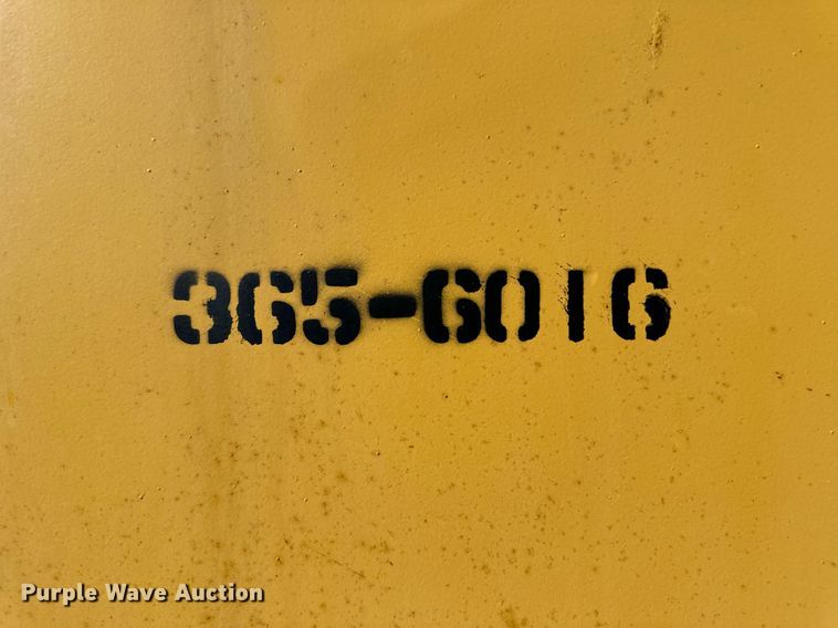 image for item OA9522 2006 John Deere 444J wheel loader