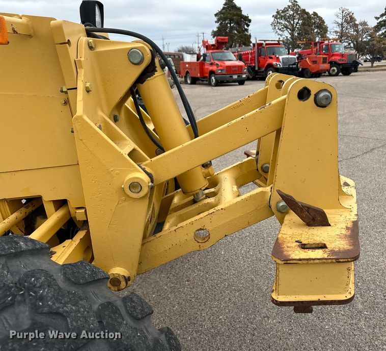 image for item OA9525 2001 John Deere 770CH motor grader