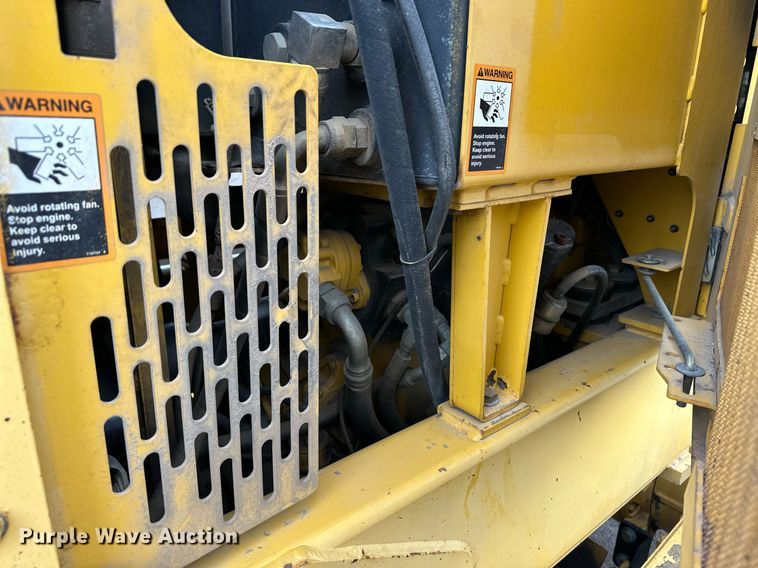 image for item OA9525 2001 John Deere 770CH motor grader