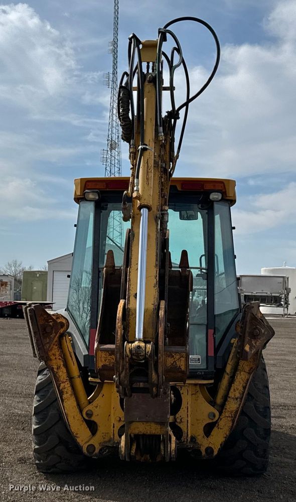 image for item OJ9492 2005 John Deere 310G backhoe