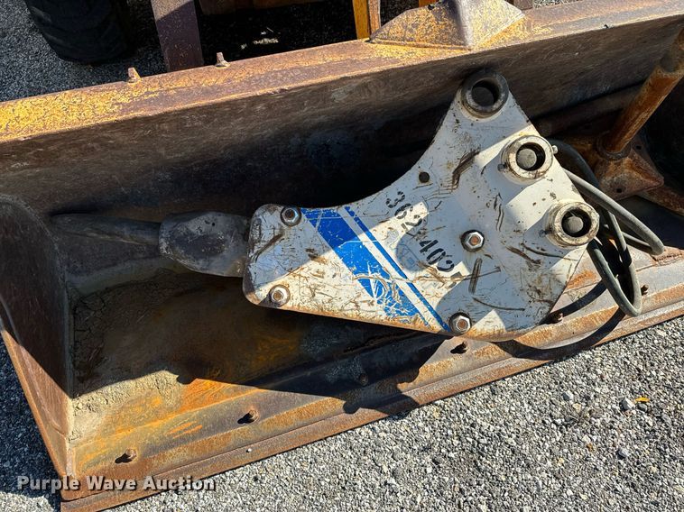 image for item OJ9492 2005 John Deere 310G backhoe