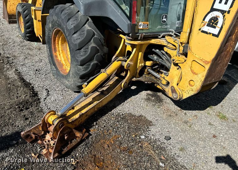 image for item OJ9492 2005 John Deere 310G backhoe