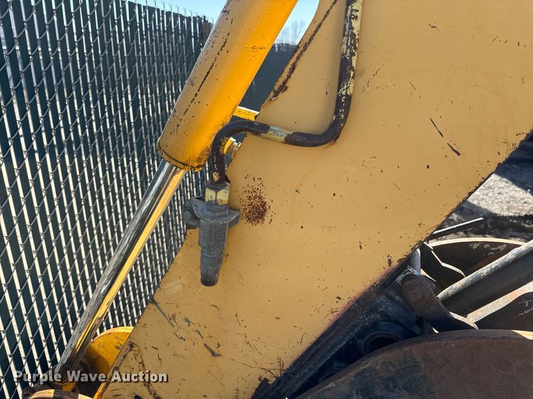 image for item OJ9492 2005 John Deere 310G backhoe