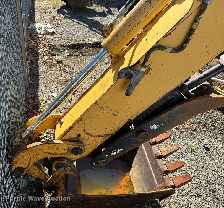 image for item OJ9492 2005 John Deere 310G backhoe