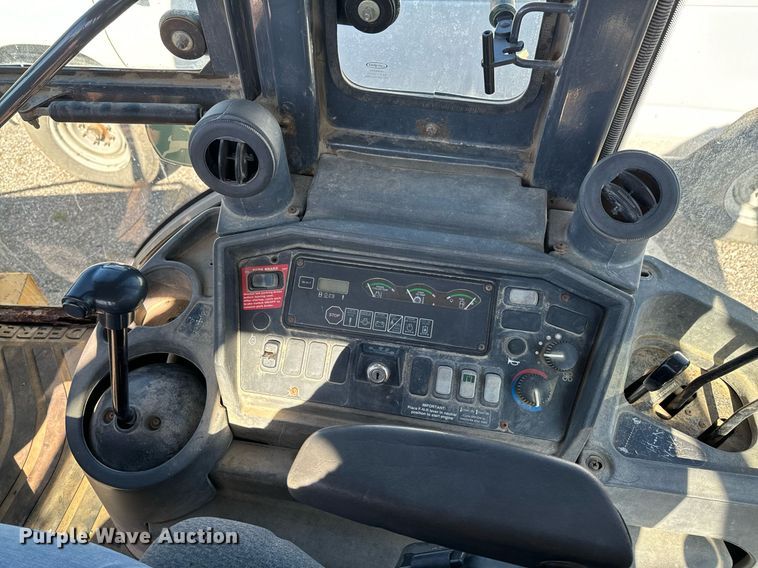 image for item OJ9492 2005 John Deere 310G backhoe