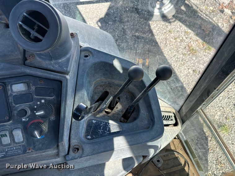 image for item OJ9492 2005 John Deere 310G backhoe