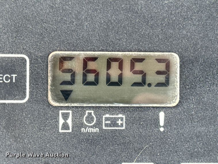 image for item OJ9492 2005 John Deere 310G backhoe