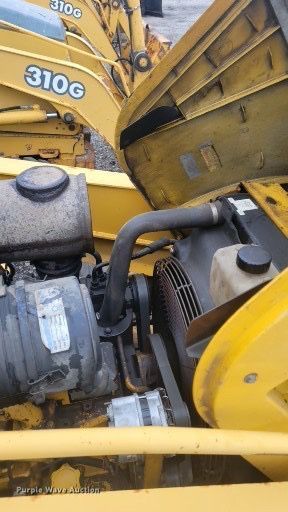 image for item OJ9492 2005 John Deere 310G backhoe
