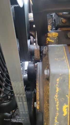 image for item OJ9492 2005 John Deere 310G backhoe