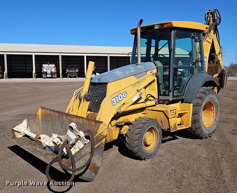 image for item OJ9499 2003 John Deere 310G backhoe