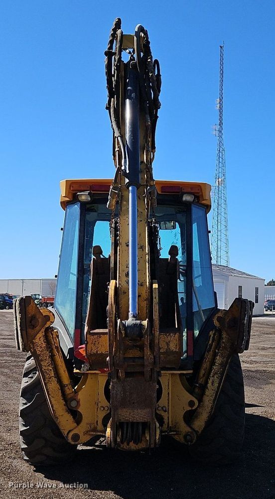 image for item OJ9499 2003 John Deere 310G backhoe