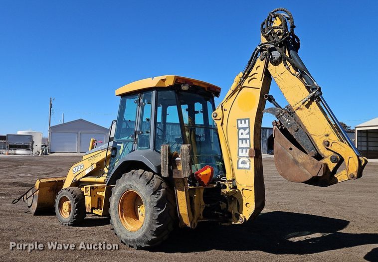 image for item OJ9499 2003 John Deere 310G backhoe