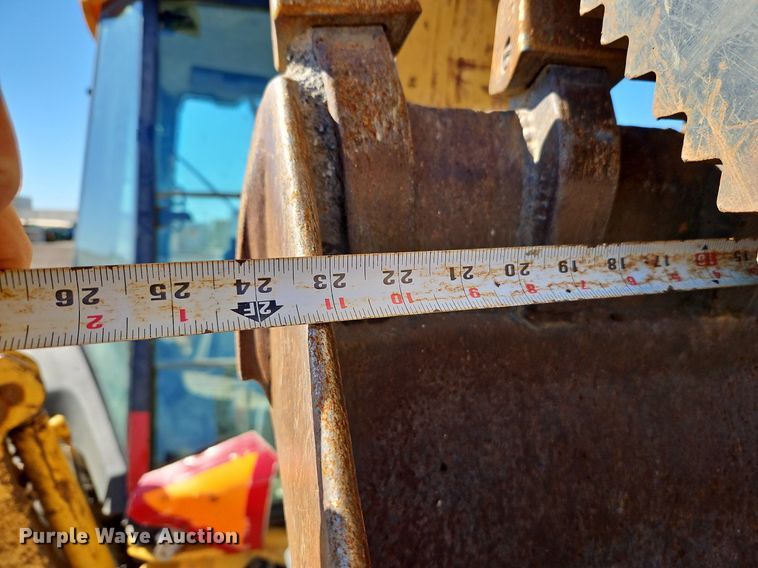 image for item OJ9499 2003 John Deere 310G backhoe