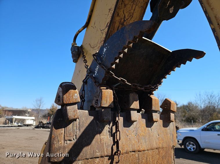 image for item OJ9499 2003 John Deere 310G backhoe