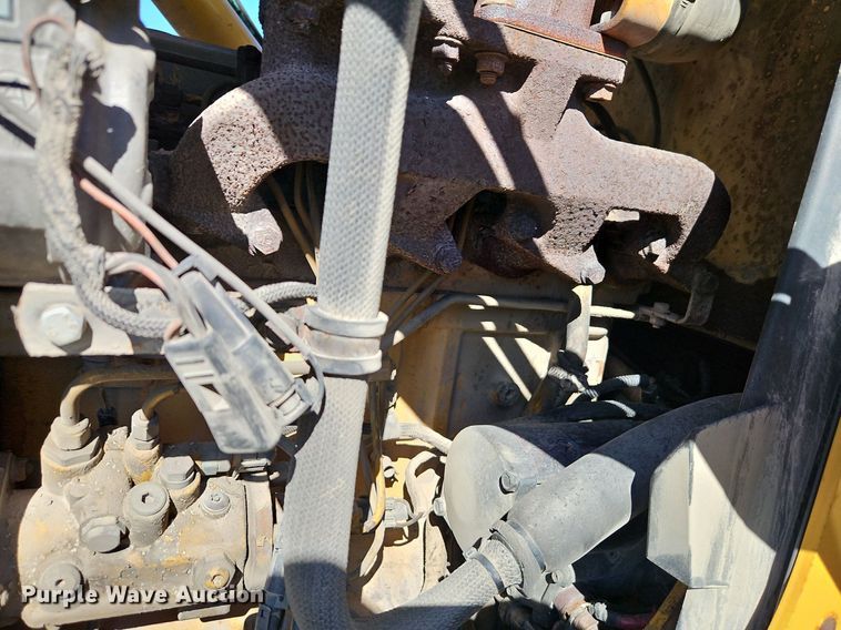 image for item OJ9499 2003 John Deere 310G backhoe