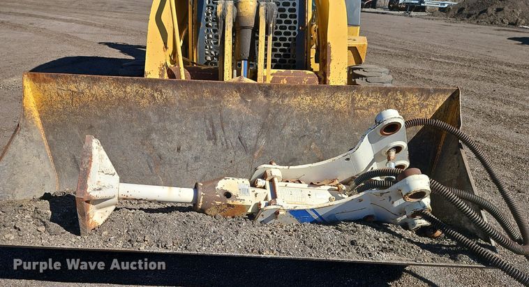 image for item OJ9499 2003 John Deere 310G backhoe