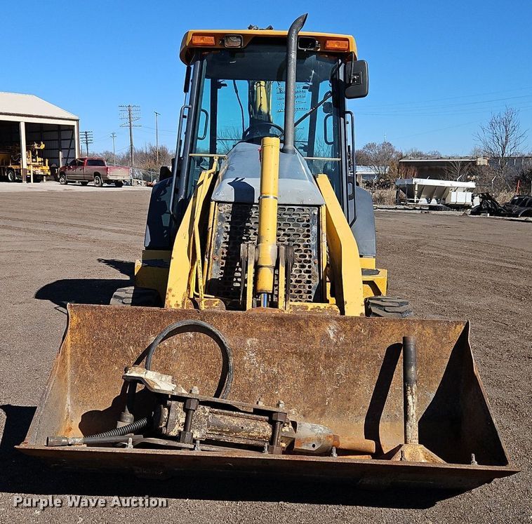 image for item OJ9500 2003 John Deere 310G backhoe