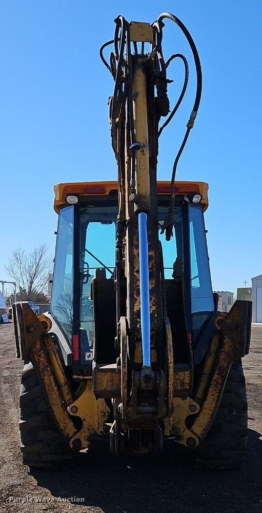 image for item OJ9500 2003 John Deere 310G backhoe