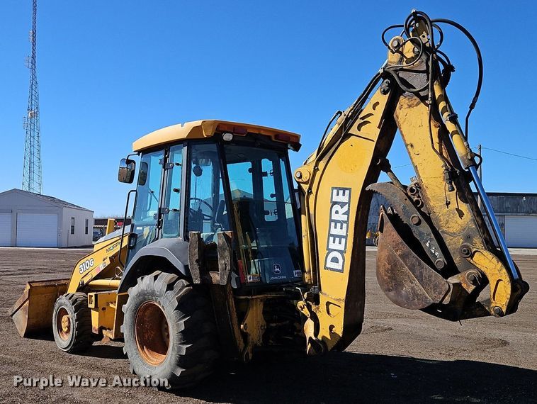 image for item OJ9500 2003 John Deere 310G backhoe