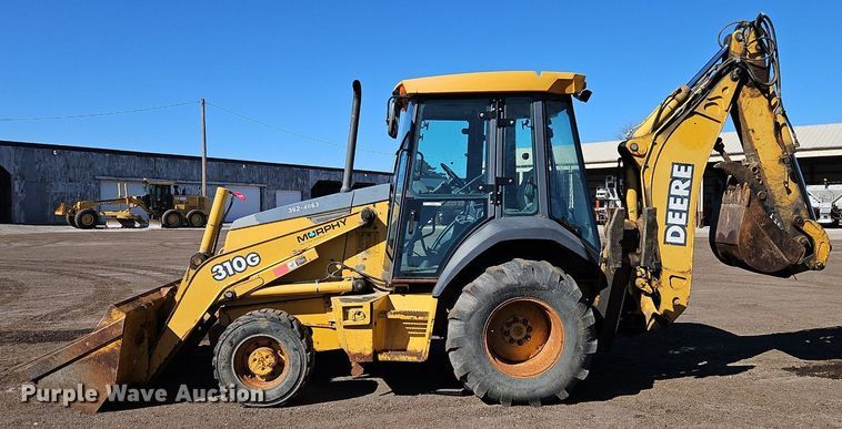 image for item OJ9500 2003 John Deere 310G backhoe