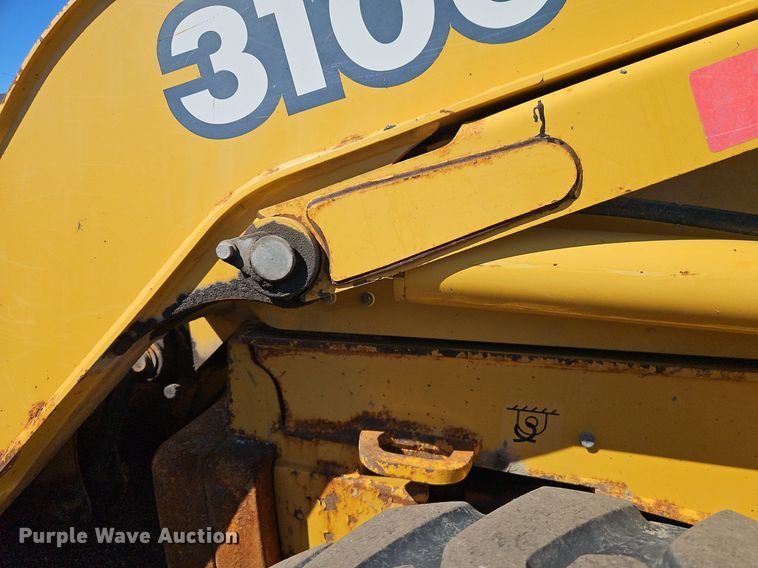 image for item OJ9500 2003 John Deere 310G backhoe