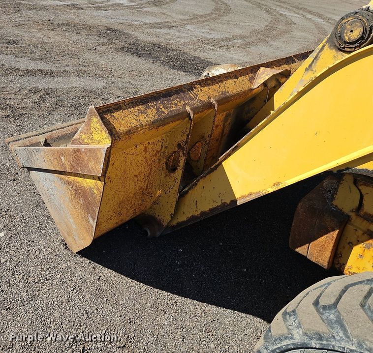 image for item OJ9500 2003 John Deere 310G backhoe