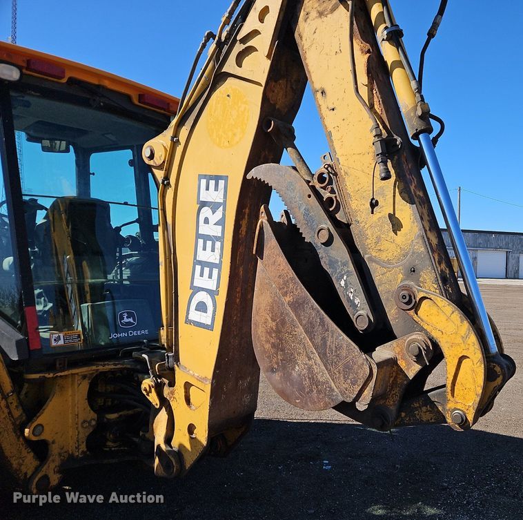 image for item OJ9500 2003 John Deere 310G backhoe