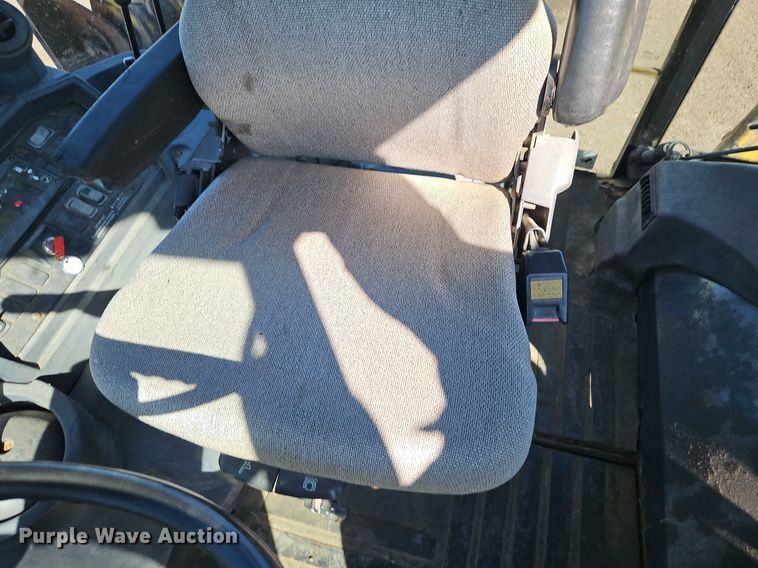 image for item OJ9500 2003 John Deere 310G backhoe