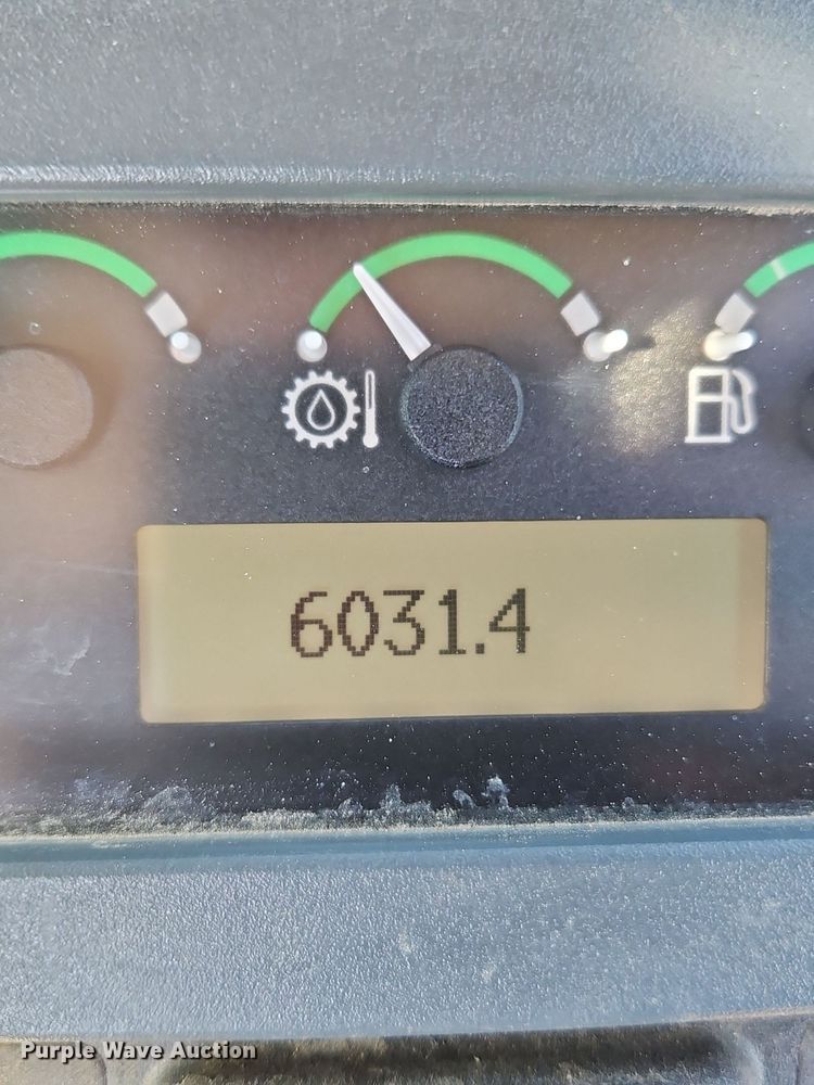 image for item OJ9500 2003 John Deere 310G backhoe