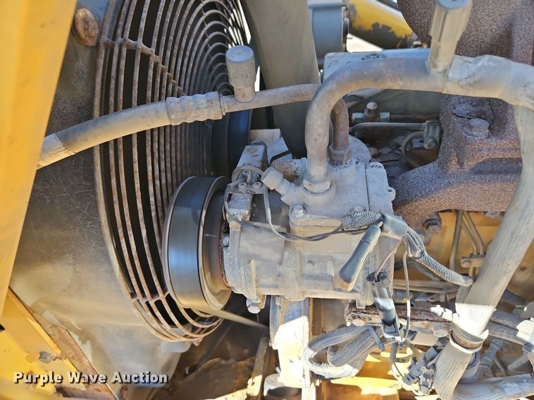 image for item OJ9500 2003 John Deere 310G backhoe