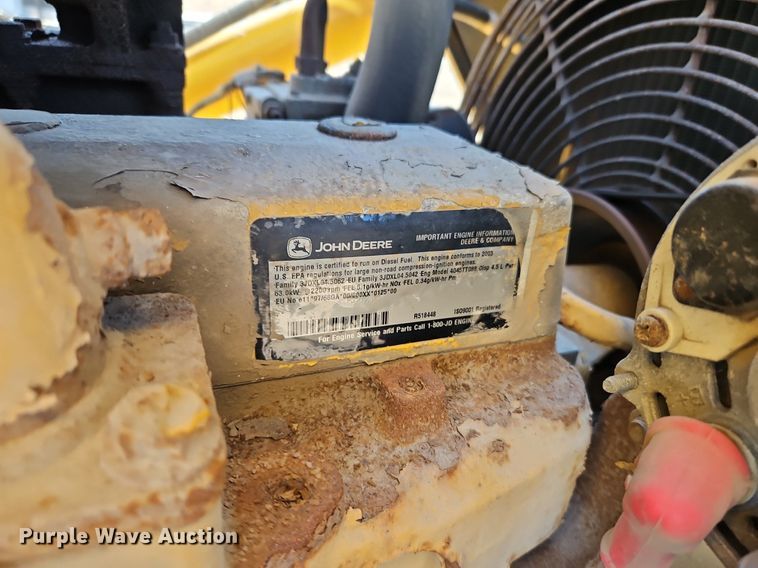 image for item OJ9500 2003 John Deere 310G backhoe