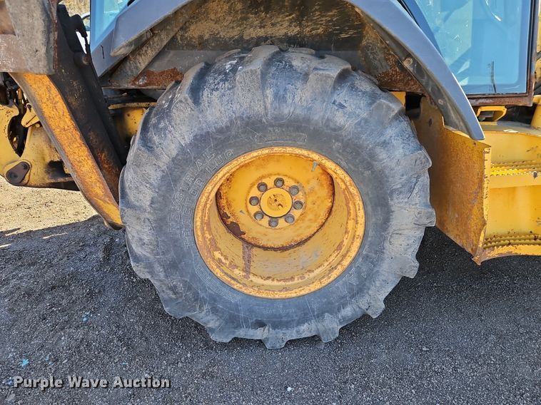 image for item OJ9500 2003 John Deere 310G backhoe