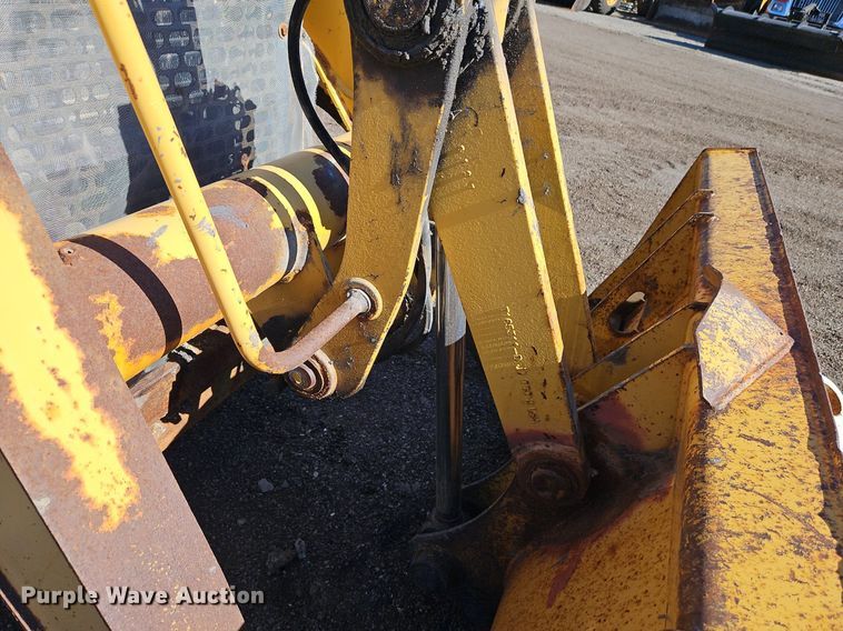 image for item OJ9501 2003 John Deere 310G backhoe