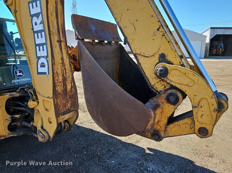image for item OJ9501 2003 John Deere 310G backhoe